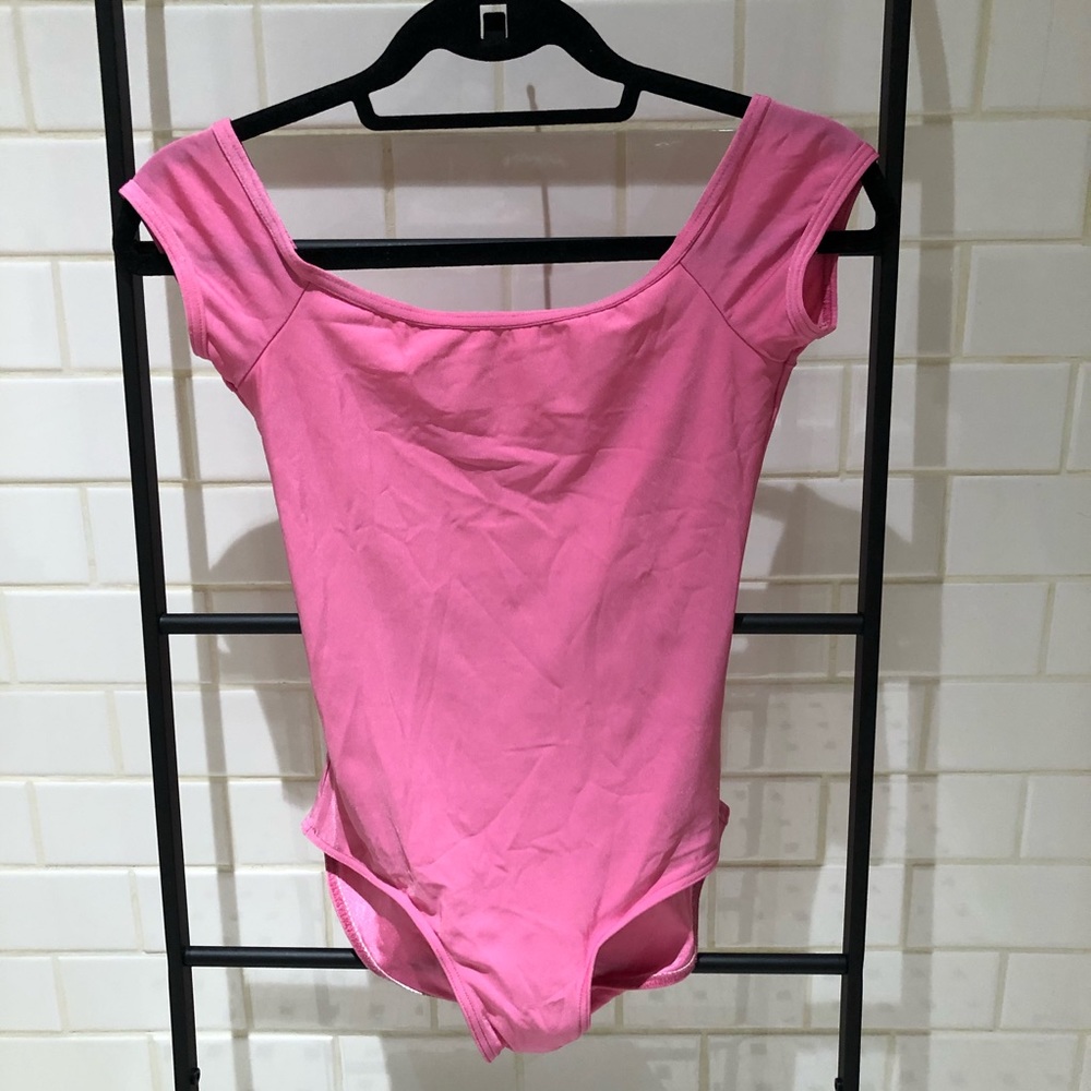 Yumiko Wendy Leotard